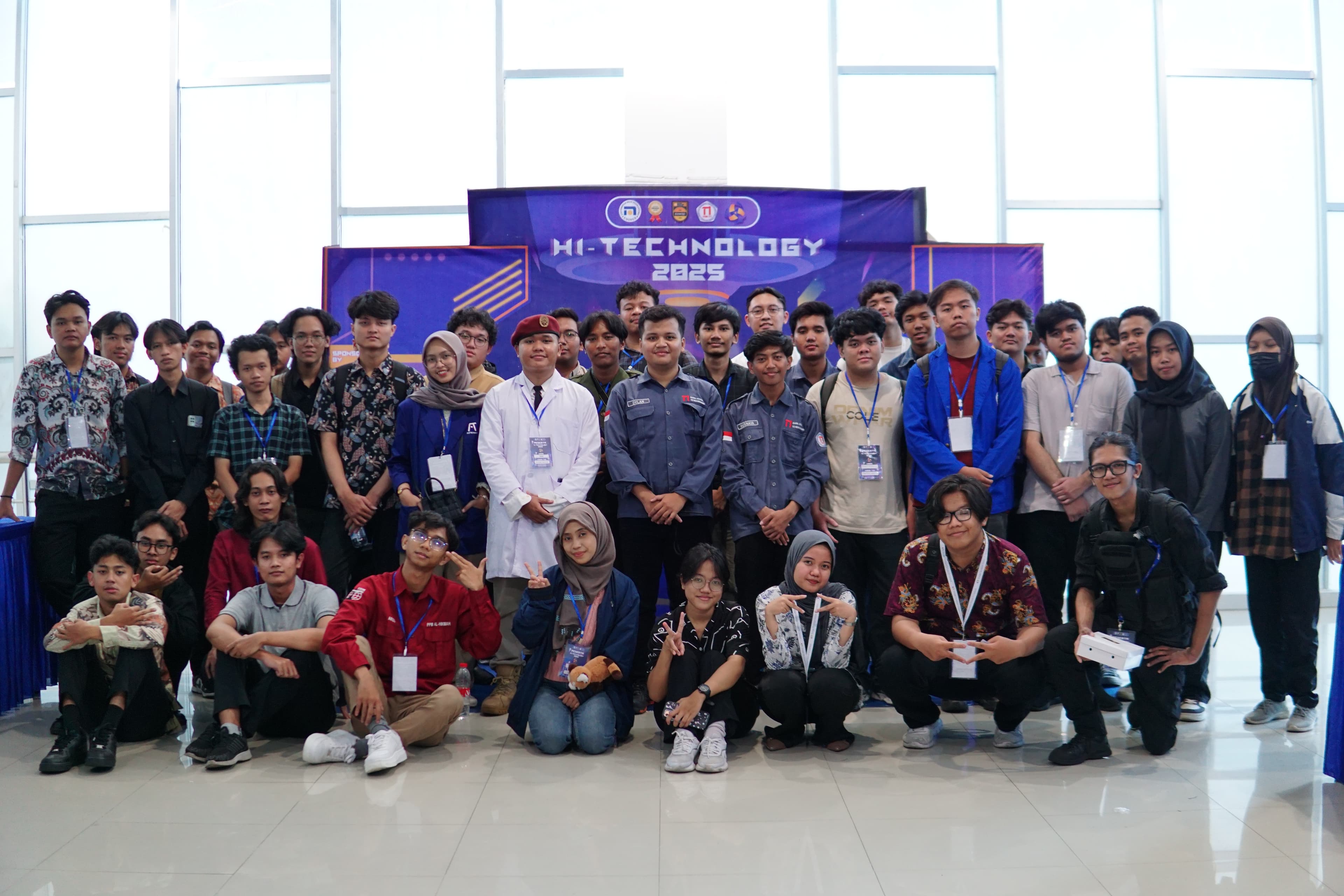 Visual suasana networking event HI-Technology